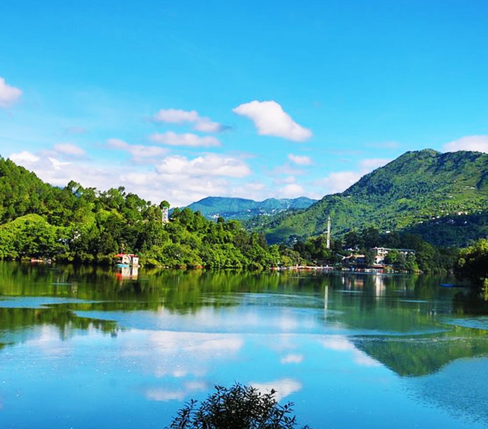 Naukuchiatal Lake Resort Stays Worth Considering