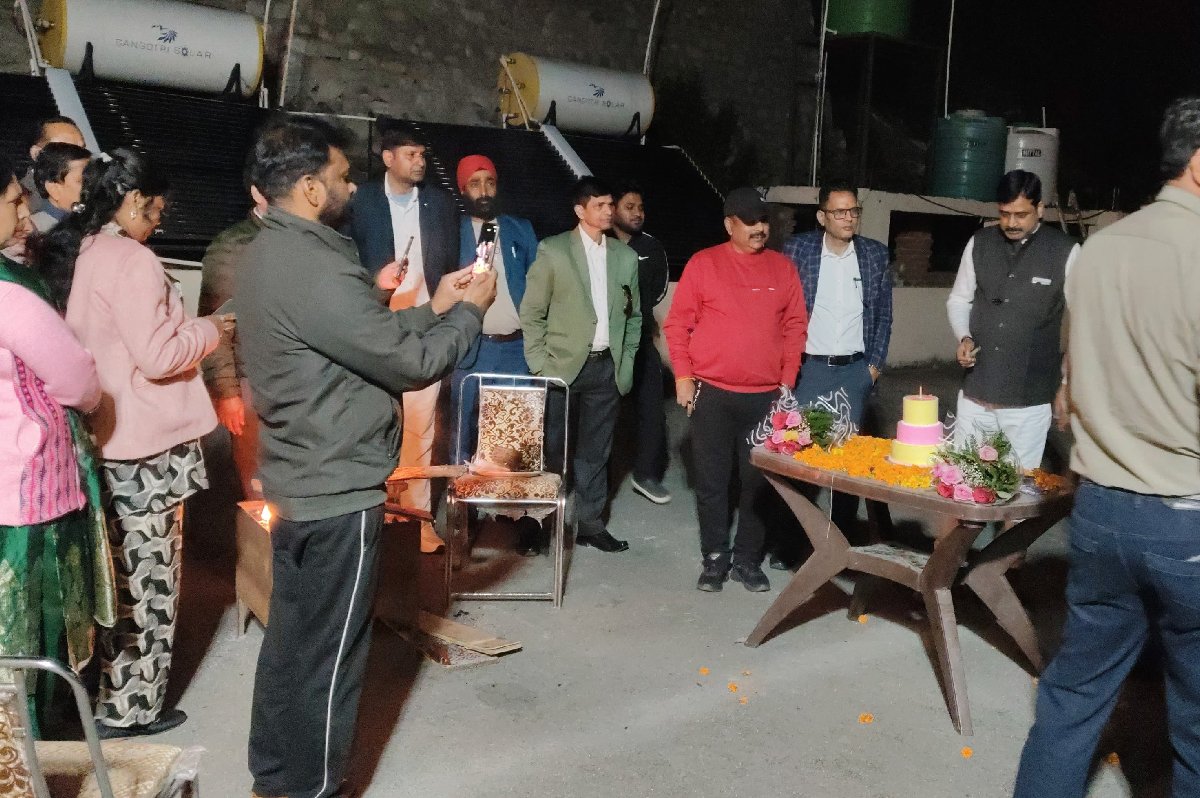 Himalayan Monk  gallery