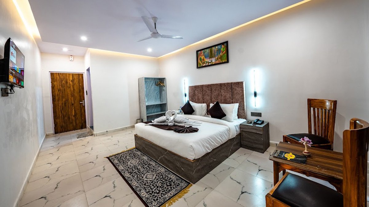 Himalayan Monk  gallery